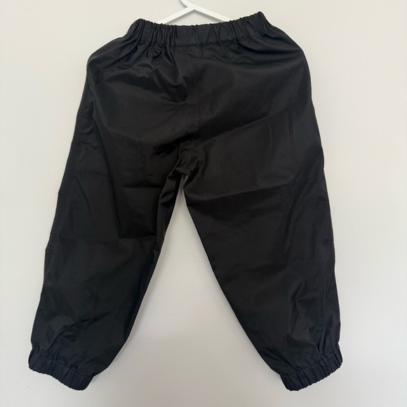 MEC Black Rain Pants with Elastic Cuffs - Picture 2 of 4